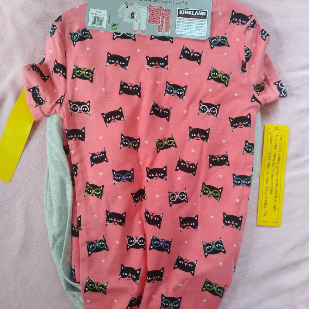 Girl sets